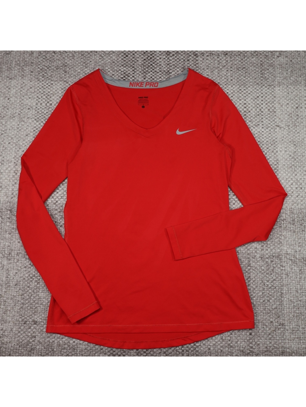 Nike Pro Dri-FIT Women’s Long Sleeve Compression Shirt Red Size Large